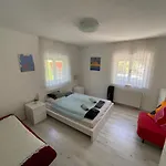 Villa 5 Bedroom Very Close To Balaton Balatonkenese
