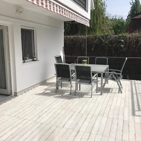 Vila 5 Bedroom Very Close To Balaton Balatonkenese