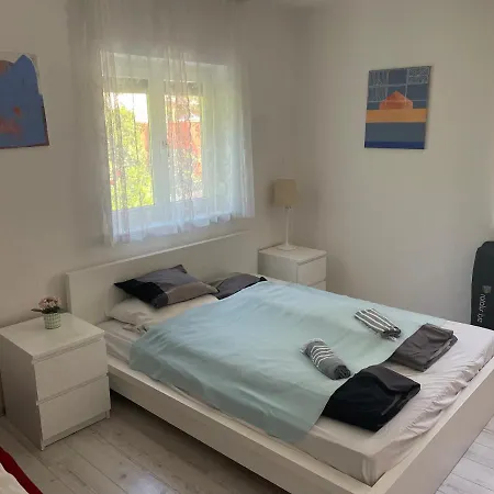 5 Bedroom Very Close To Balaton Vila Balatonkenese