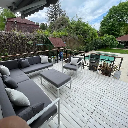 Vila 5 Bedroom Very Close To Balaton