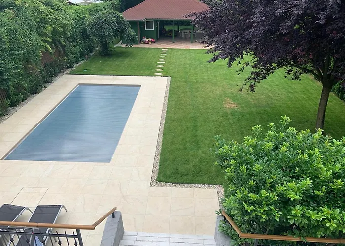 5 Bedroom Very Close To Balaton *