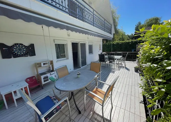 5 Bedroom Very Close To Balaton *