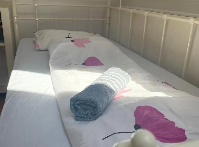 Villa 5 Bedroom Very Close To Balaton Balatonkenese