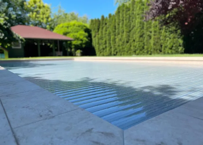 Villa 5 Bedroom Very Close To Balaton Balatonkenese